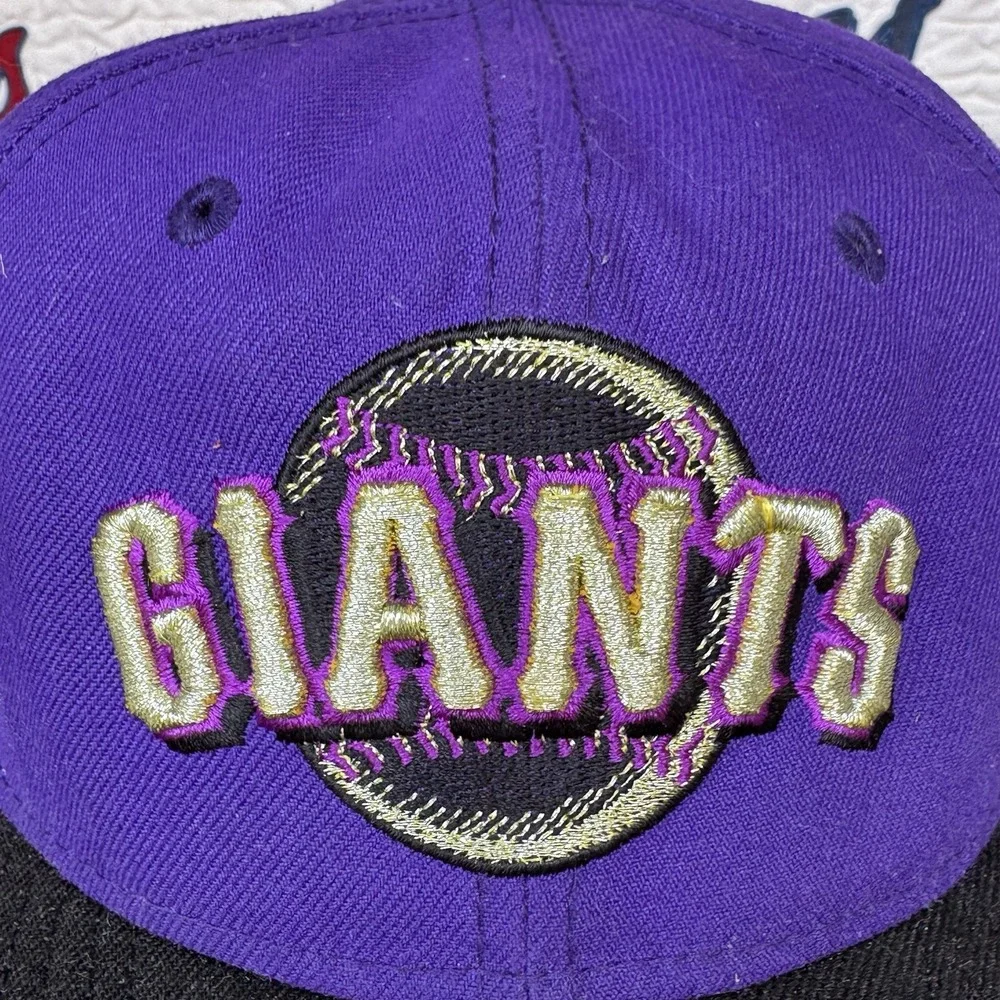 Size 7 3/8 - San Francisco Giants Fitted‎ Hat Crown Royal New Era Exclusive Lids